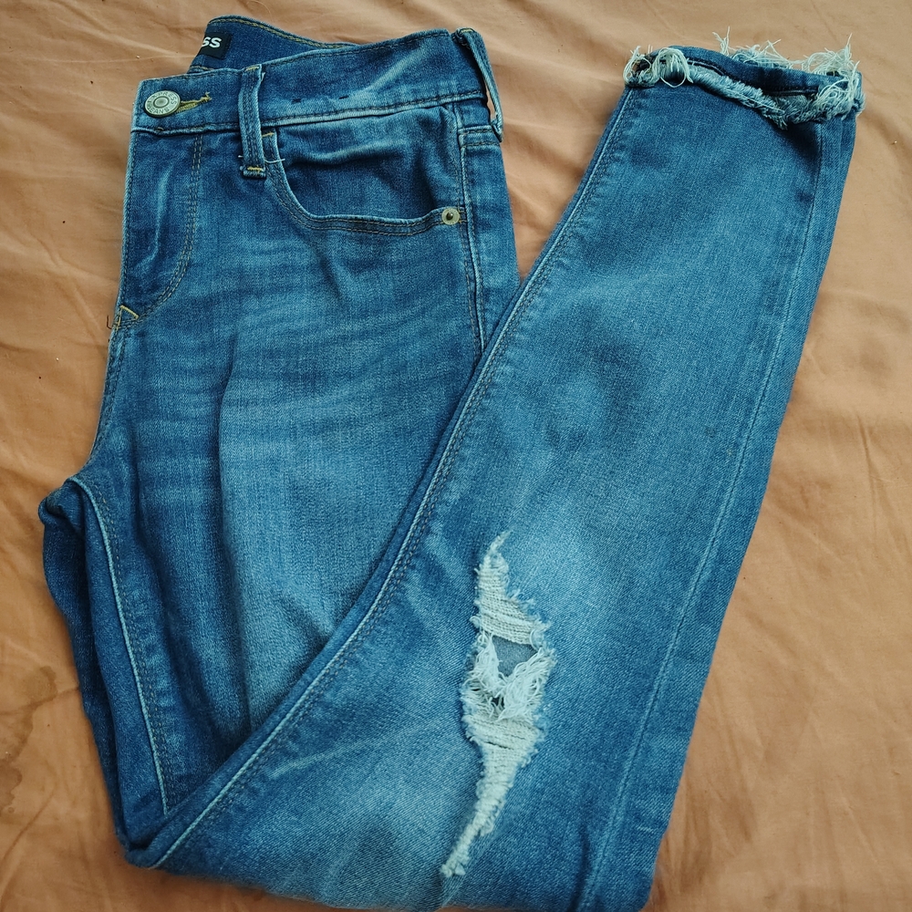 Women's Ripped Denim Jeans